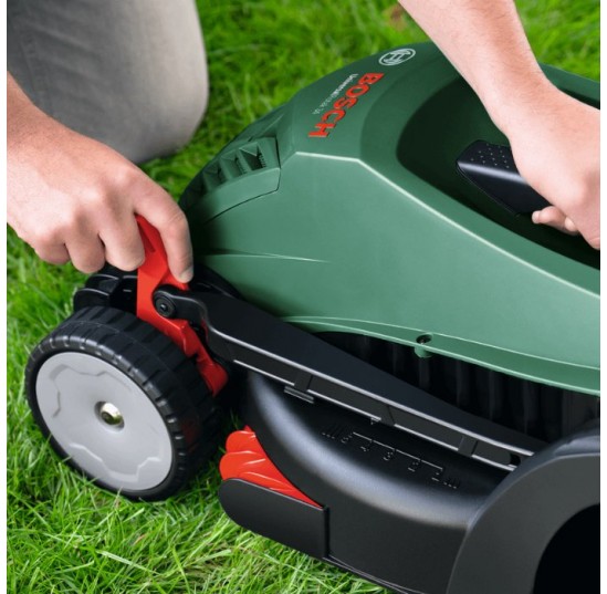 Газонокосарка UniversalRotak 37-555 BOSCH зелений 06008A6501