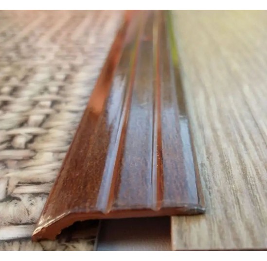 Поріг №4 1,8м горіх