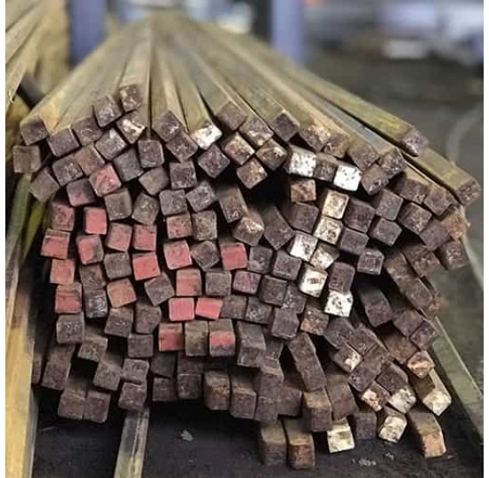 Метал прут квадратний 12мм 6м