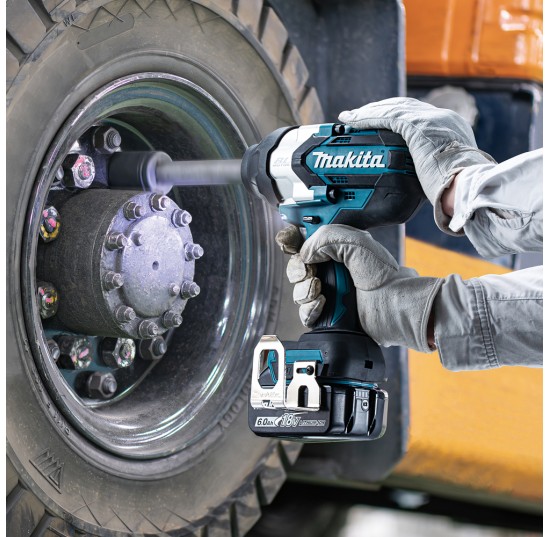 Акумуляторний ударний гайкокрут DTW1005Z LXT 18B 1360Нm 3/4 з подовж.хвостовиком MAKITA