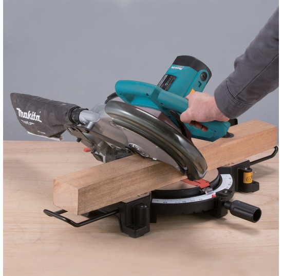 Пила торцева 1500Вт 255мм M2300NB MAKITA